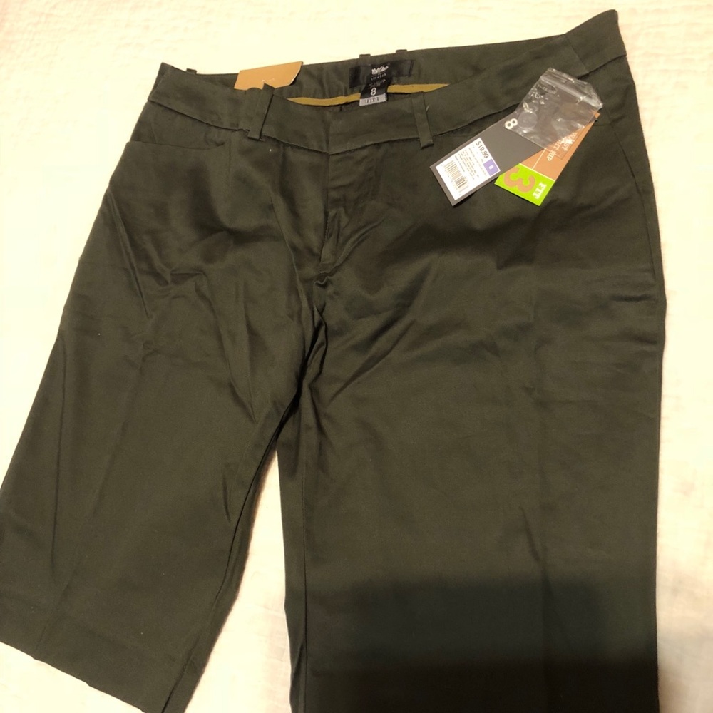 Shorts, Ladies, Size 8, NWT
